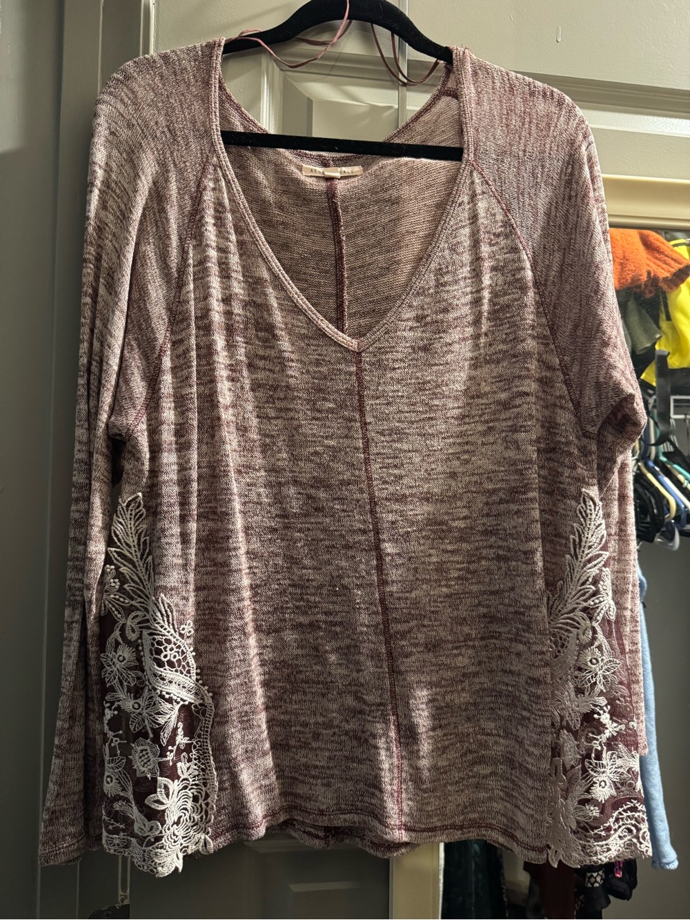 Aeropostale Mauve Heathered V-Neck Long Sleeve Top with Lace Trim